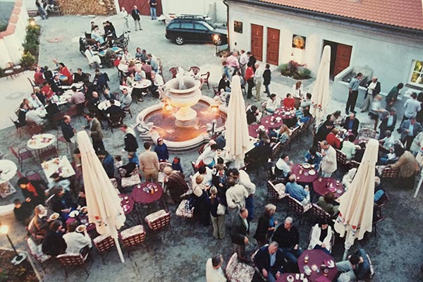 Wedding in Garden Restaurant - Pážecí Dům